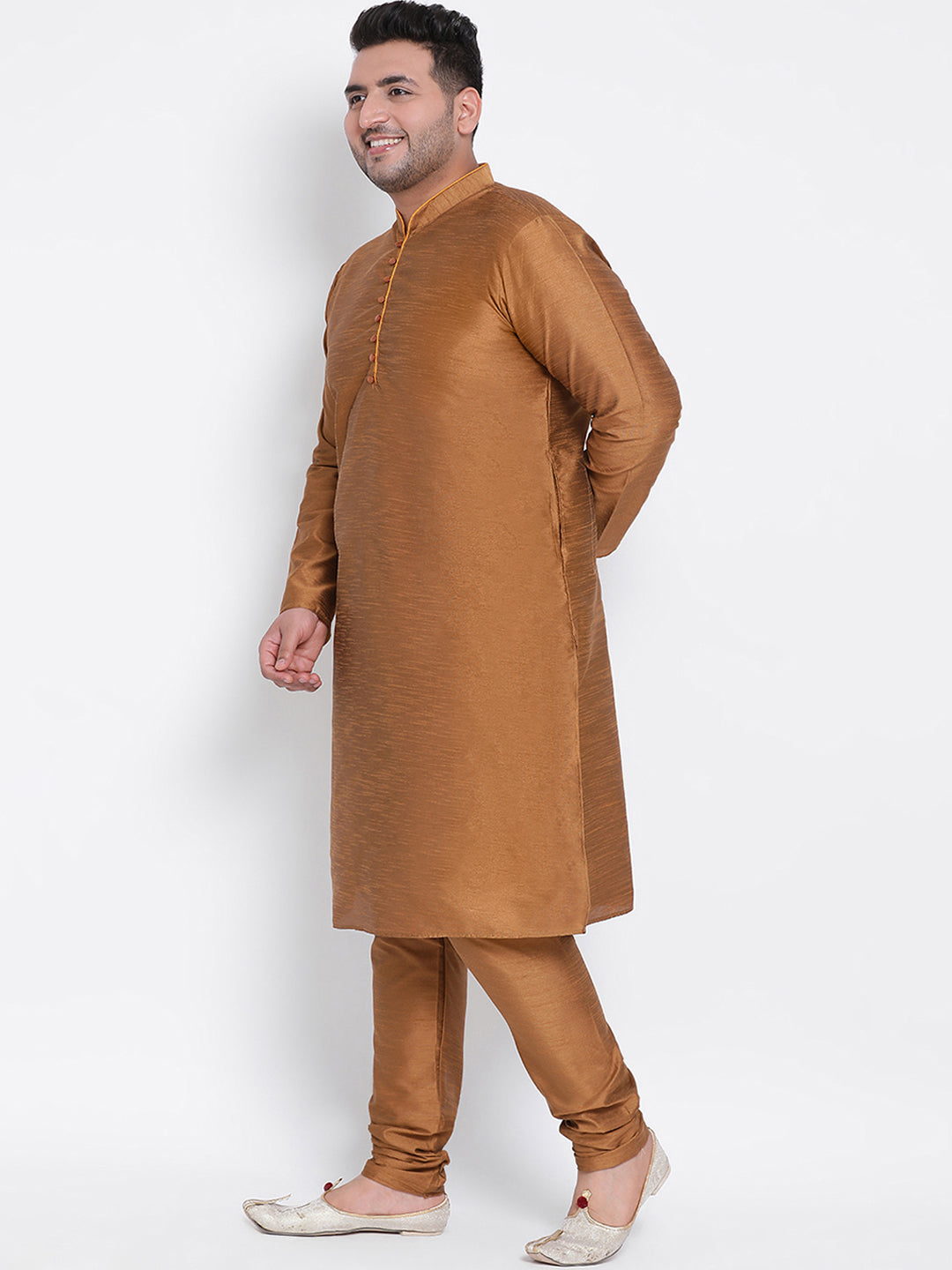 HANGUP Men Regular Fit Solid Silk Kurta Pyjama