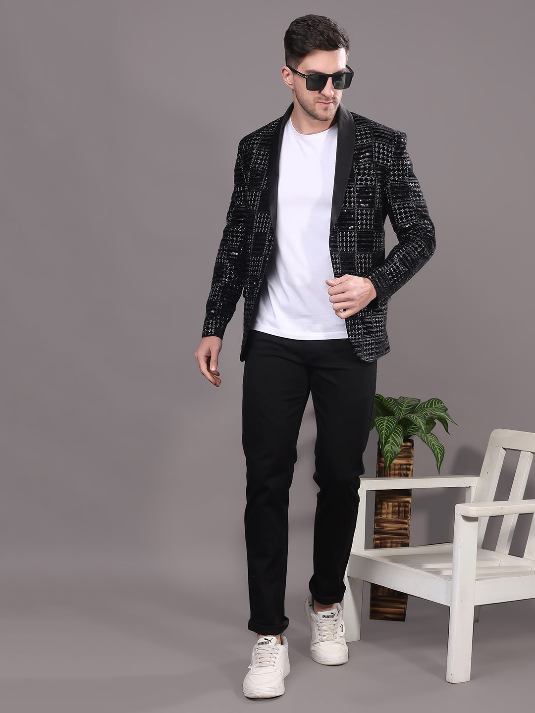 Hangup Men's Velvet Embroidered Tuxedo Blazer