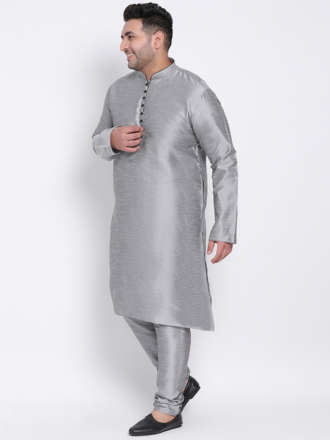 HANGUP Men Regular Fit Solid Silk Kurta Pyjama