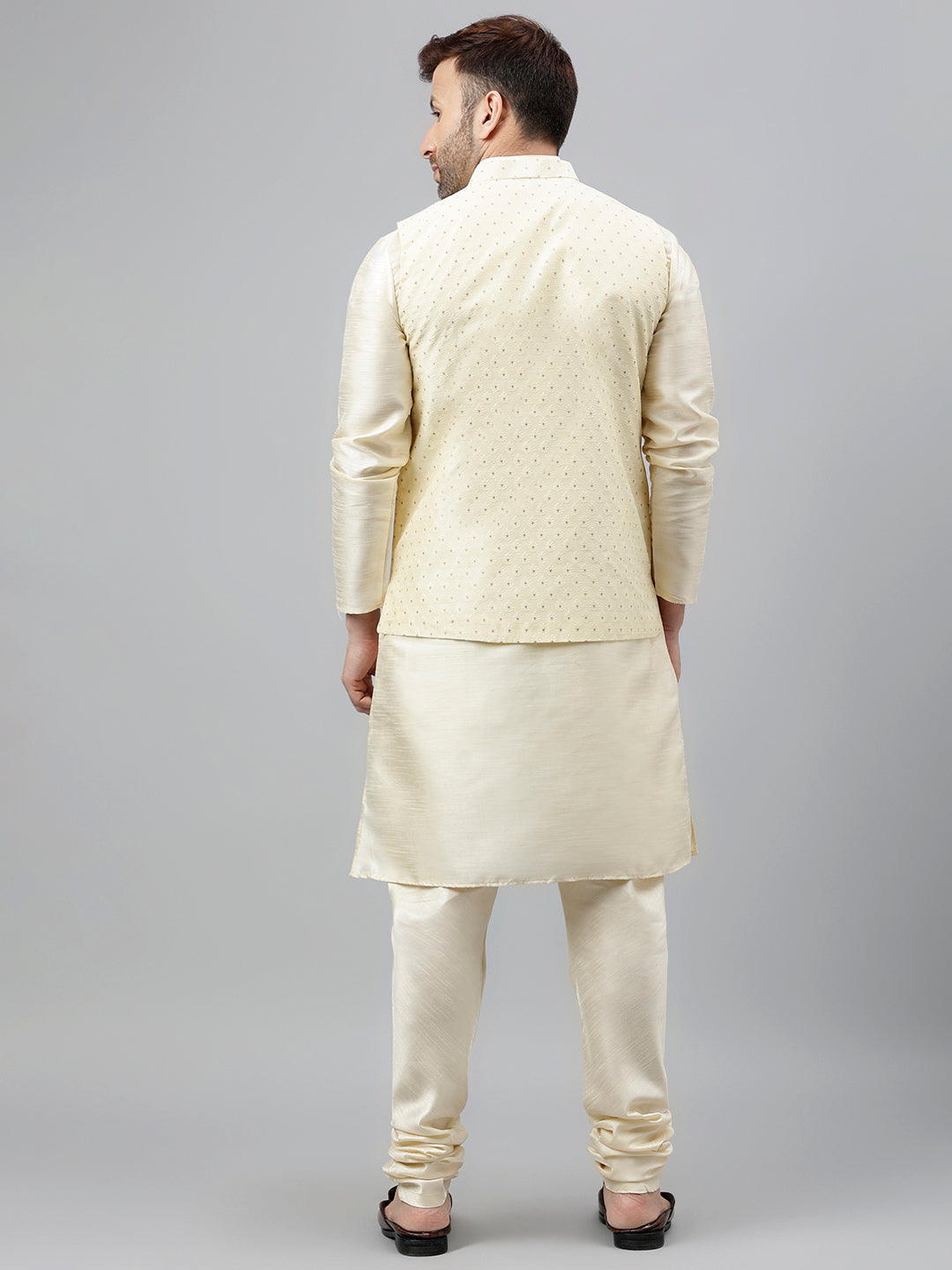 Hangup Men's Ethnic Off White Long Kurta Pyjama and Nehru Jacket Set