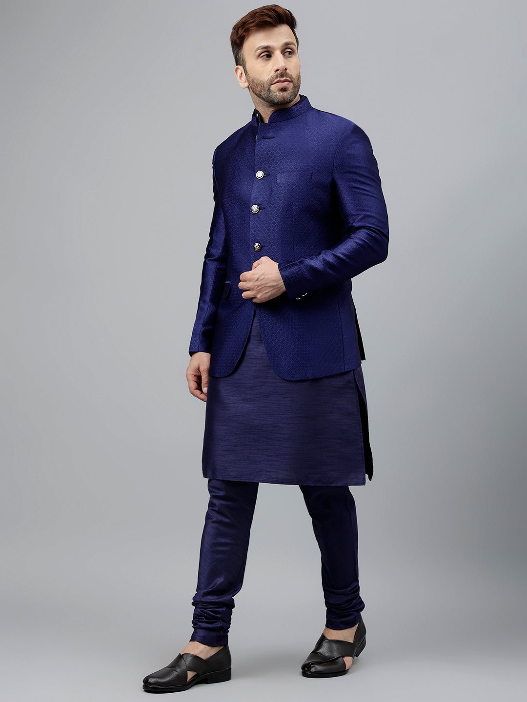 Hangup Men's Ethnic Kurta Pyjama and Blazer Set