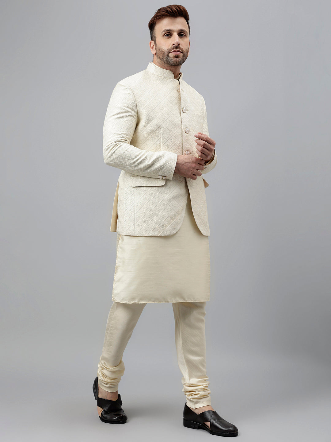 Hangup Men's Ethnic Kurta Pyjama and Blazer Set