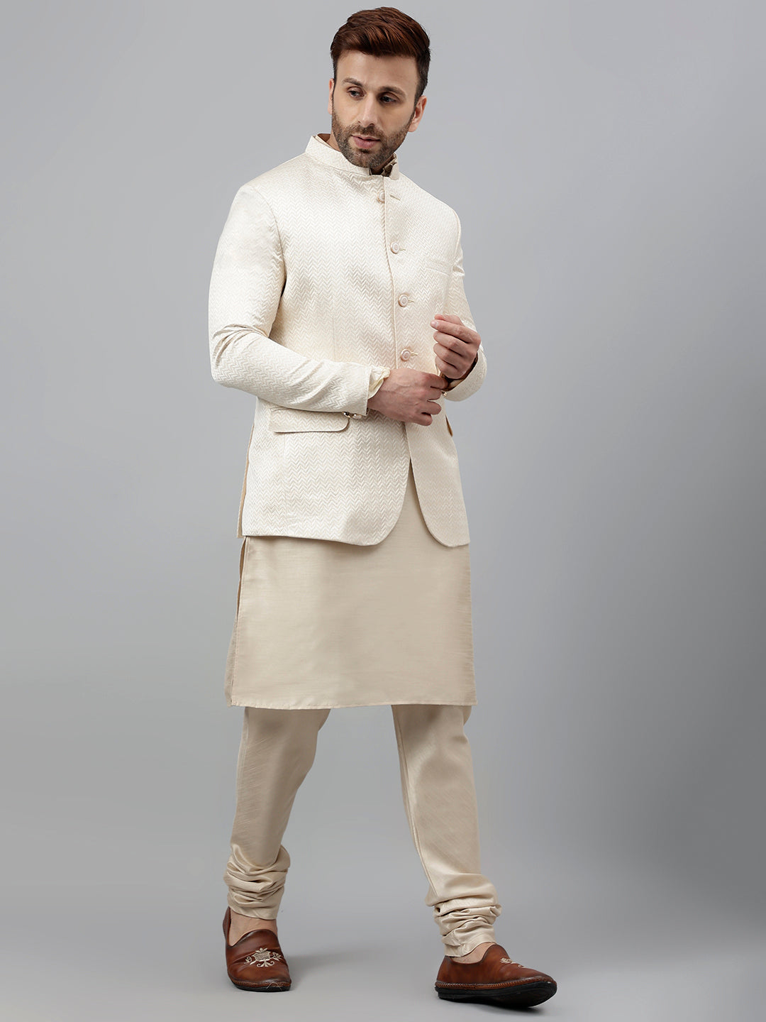 Hangup Men's Ethnic Kurta Pyjama and Blazer Set