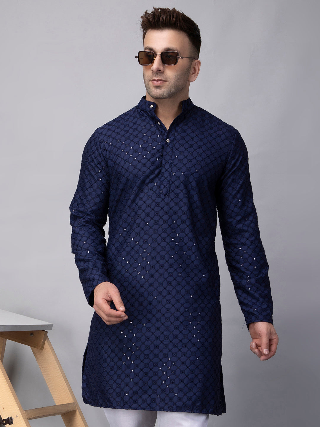 Hangup Men's Ethnic Embroidered navy blue Kurta