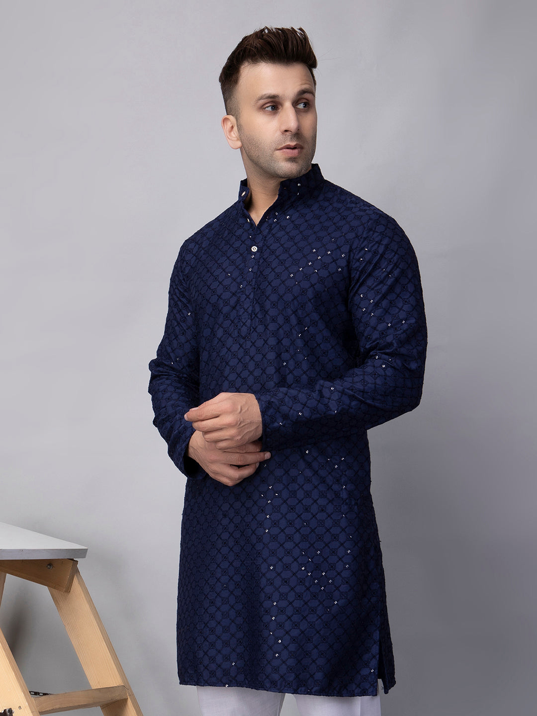 Hangup Men's Ethnic Embroidered navy blue Kurta