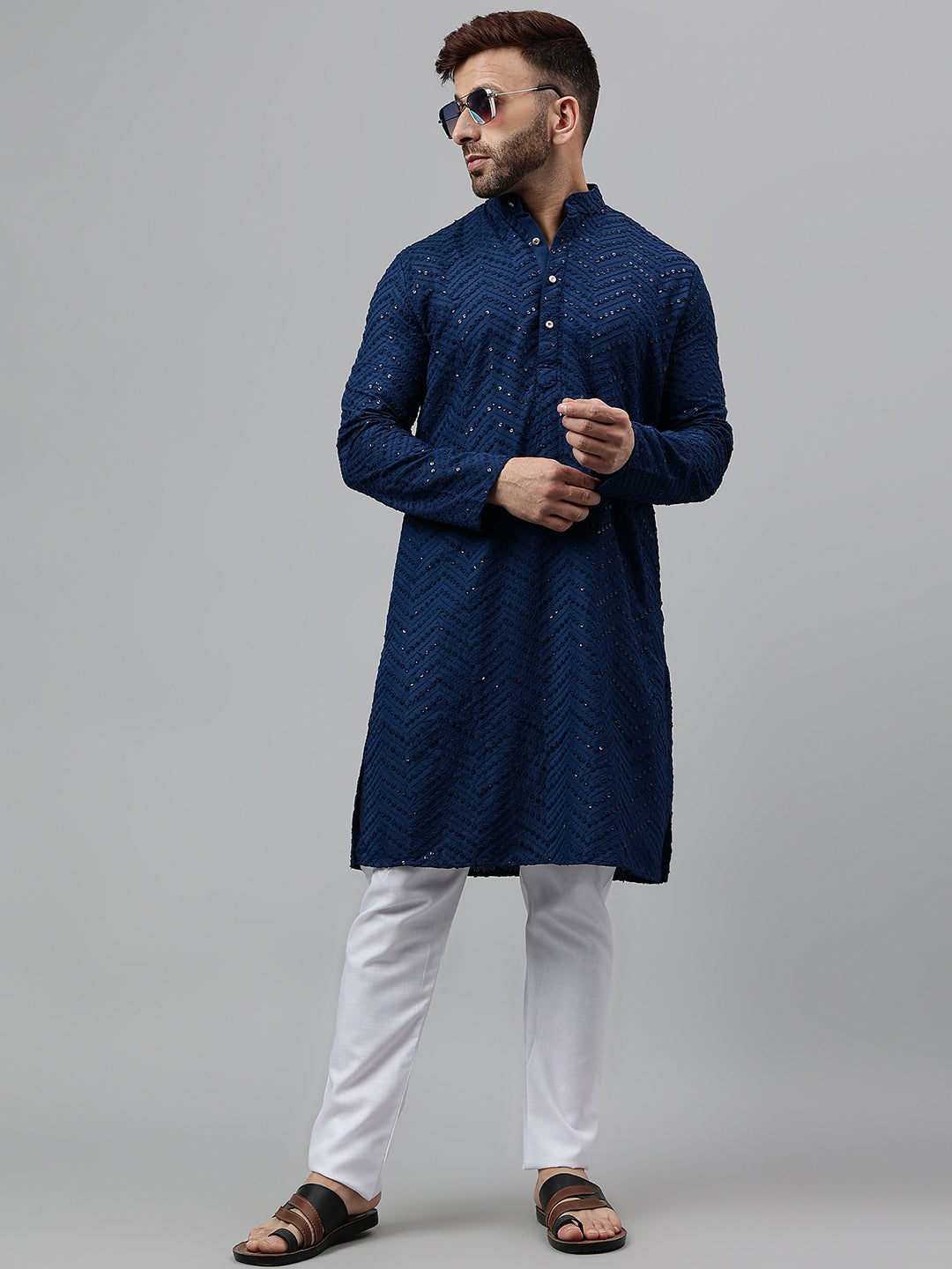 Hangup Men's Ethnic Embroidered Navy Blue Kurta